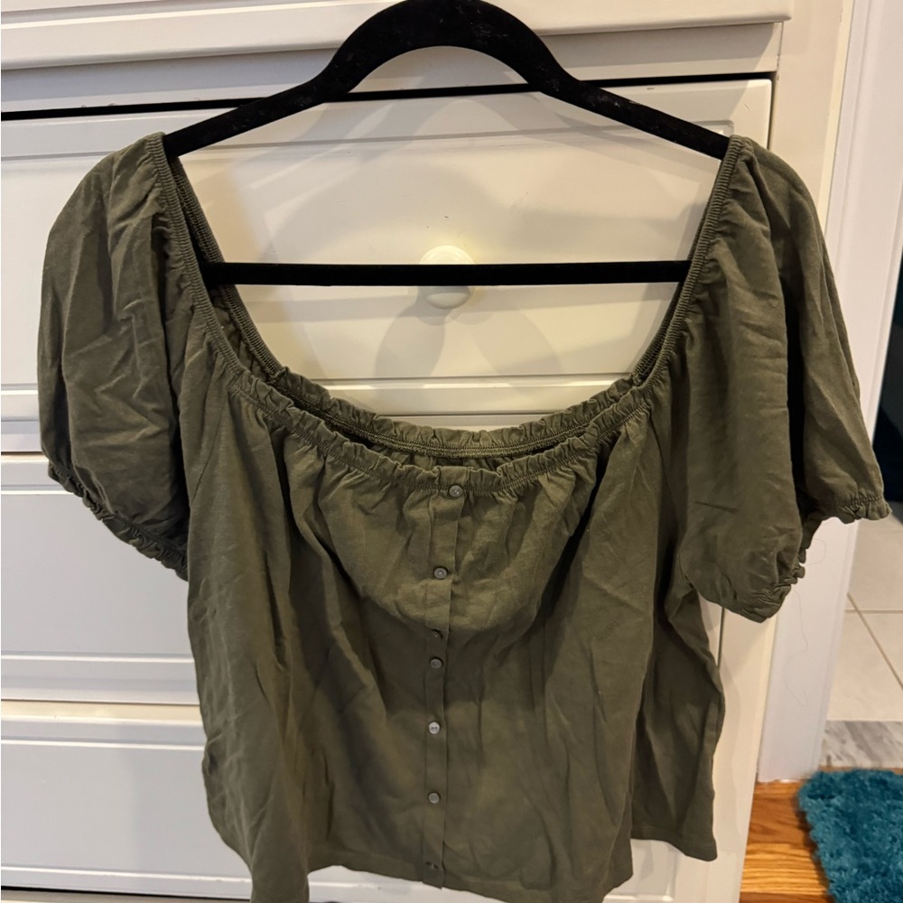 American Eagle Outfitters Green Puff off the shoulder Blouse